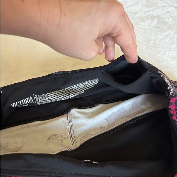 Victoria's Secret Sport Leggings Size L Pink and Black Leopard print - Picture 10 of 11